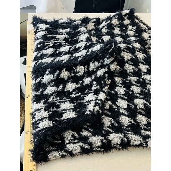 Womens S/M Sioni Houndstooth Sweater‎ Vest Black White Eyelash Fringe Open Front - Picture 6 of 7